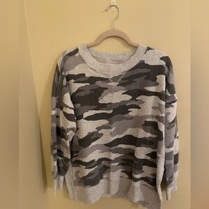 Grey camo Aerie tunic sweatshirt